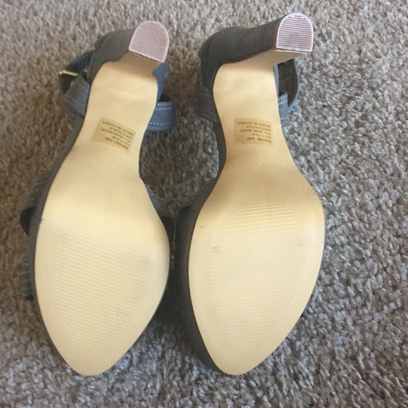 Grey Colin Stuart platforms - Picture 3 of 3